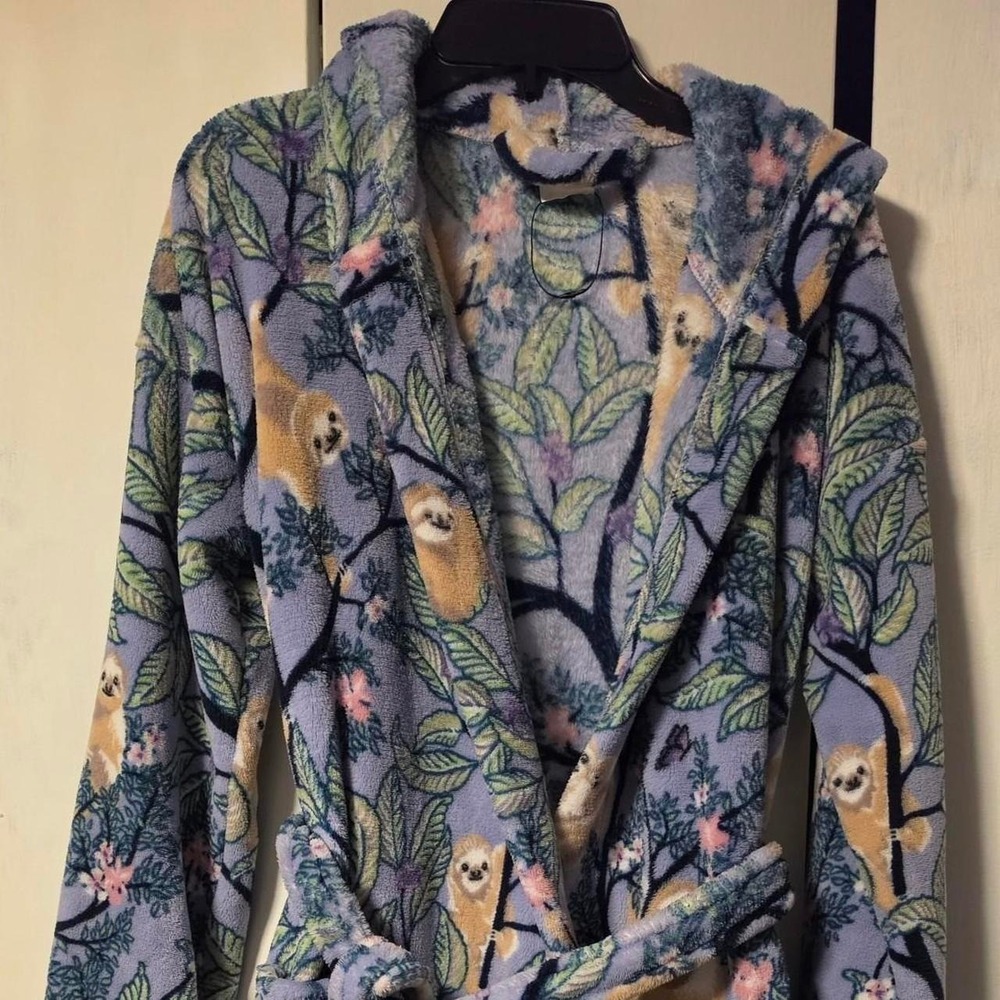 Vera Bradley Sloth Robe Fleece Hooded Sleepwear Purple Multicolor Size SM